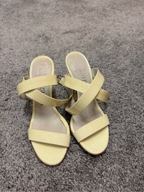 Pedro Garcia Pale Yellow Patent Crisscross Heels